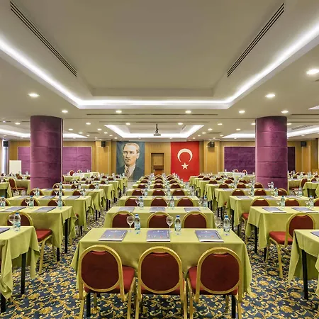 Oezkaymak Select Szálloda 5*